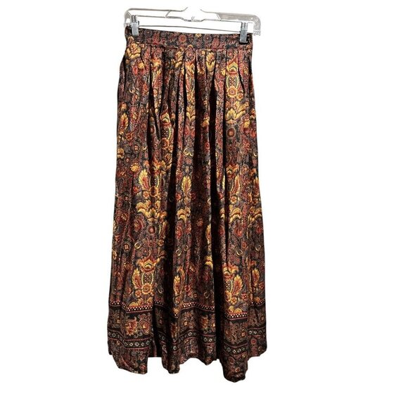 herman geist Dresses & Skirts - Herman Geist Women's Long Skirt w/ Pockets